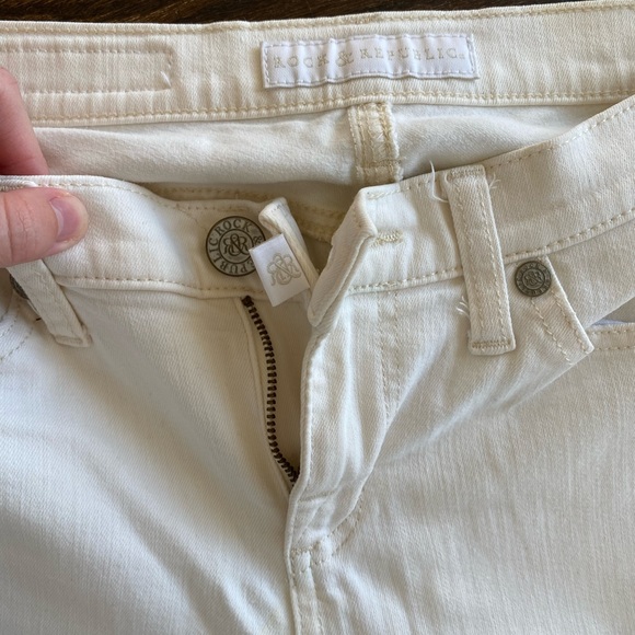 [Rock&Republic] White Jeans - Picture 2 of 4